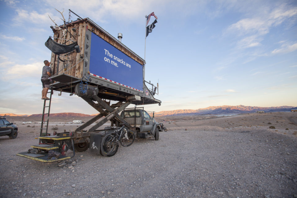 SnackPak: Airport Provisioning Truck To Home-On-Wheels | RECOIL