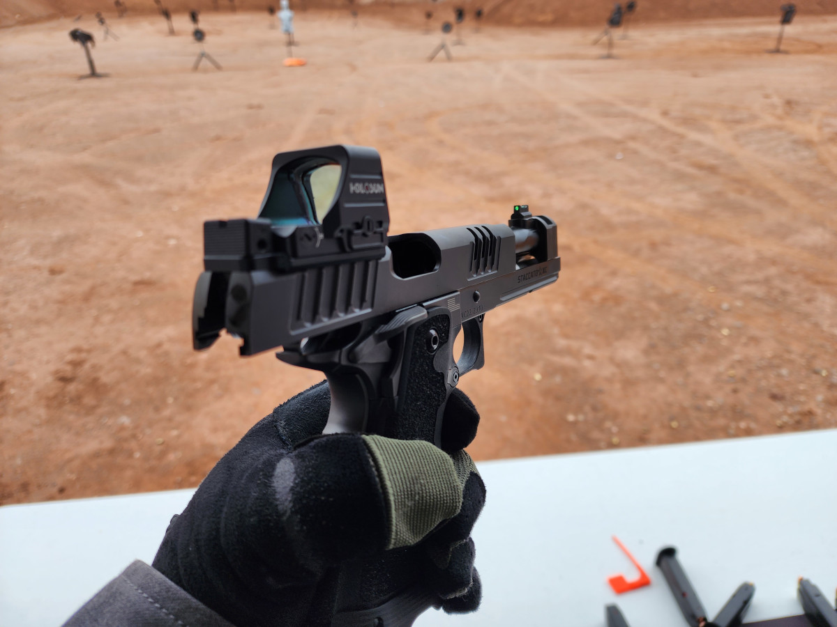 New Rifle & Pistol Optics From Holosun Nightvision, Thermal, + More