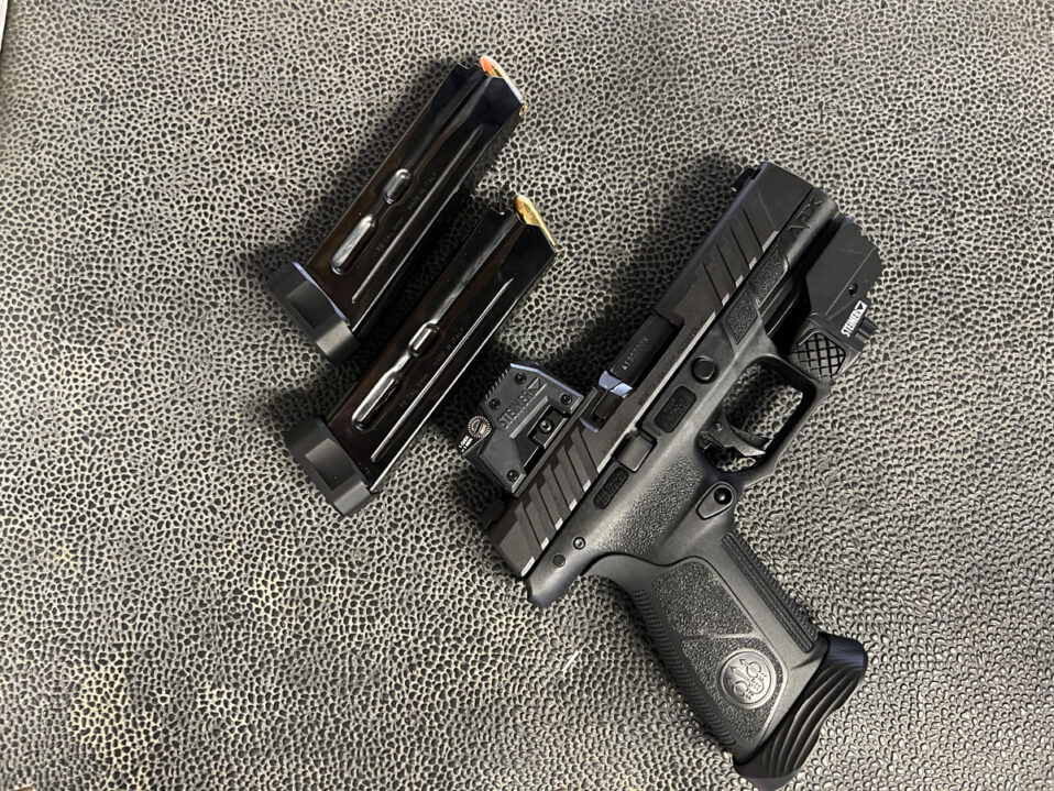 Beretta APX A1 StrikerFired Soluzion RECOIL