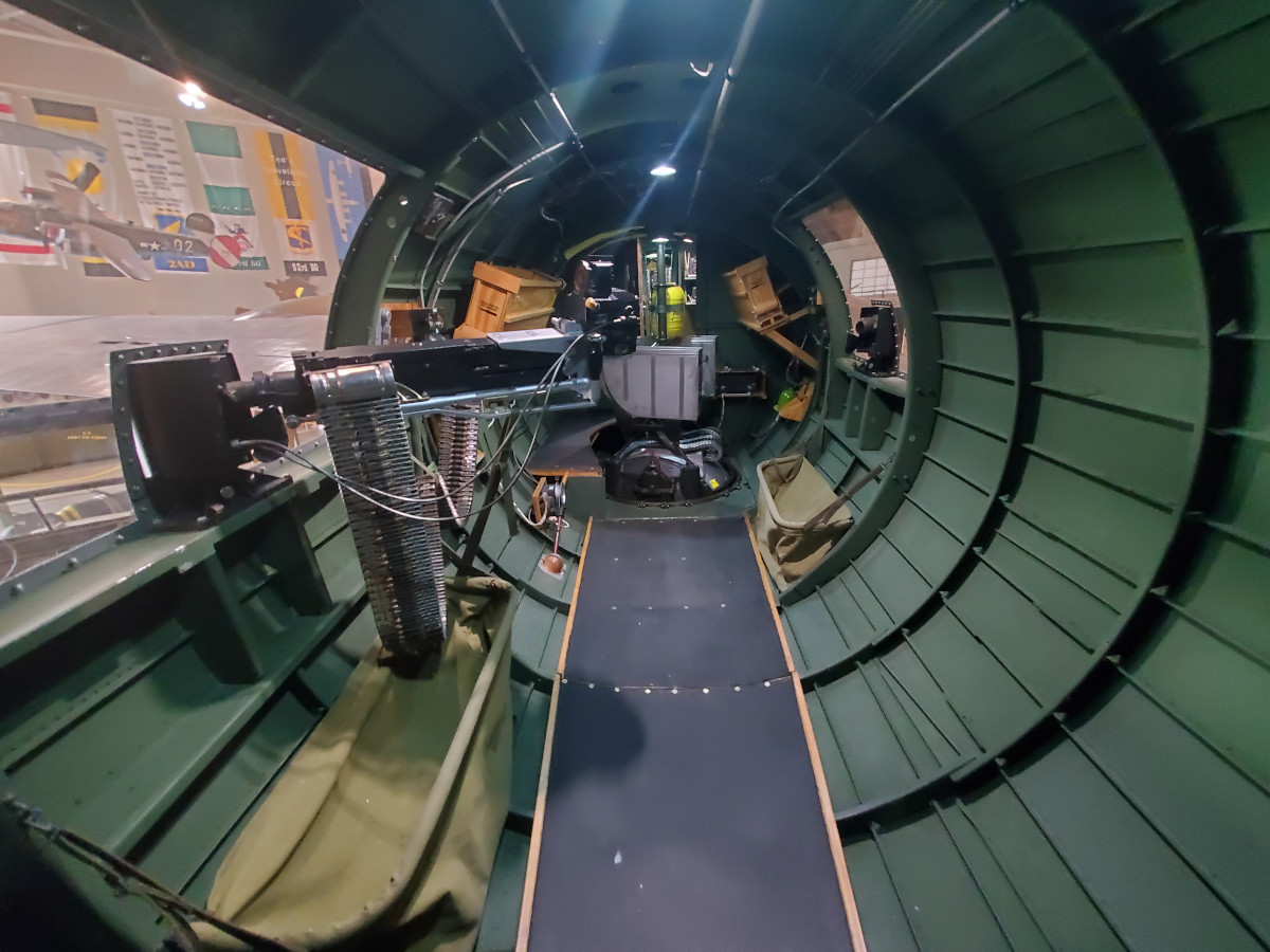 8th air force museum gift shop