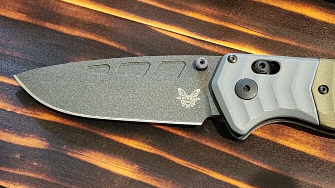 NEW From Benchmade: P.S.K., Redoubt Tanto, & Mini Bushcrafter [REVIEW ...