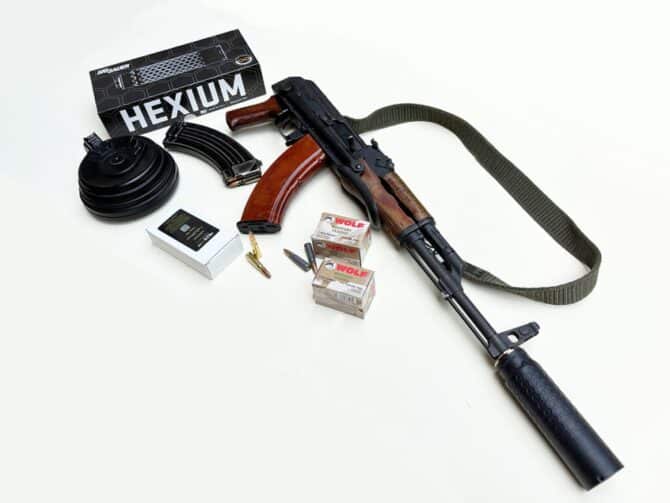 SIG SAUER HEXIUM Review: Top Hat On A Tractor